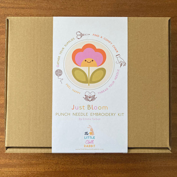 'Just Bloom' Retro Flower Punch Needle Kit